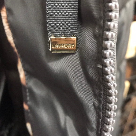 NWOT,Laundry by Shelli segal down fur hood,Olieve - Picture 15 of 16